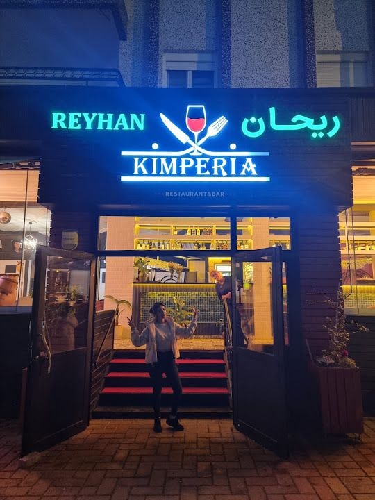 Reyhan restaurant رستوران ایرانی آلانیا