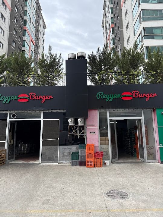 Reyyan Burger