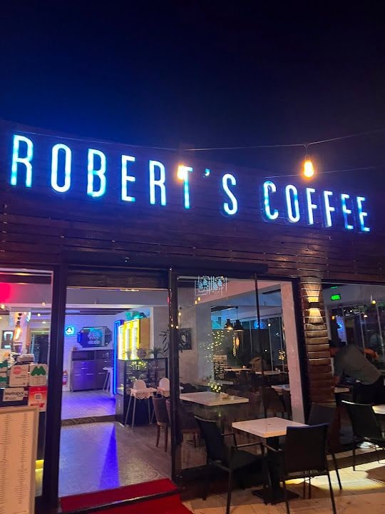 Robert’s Coffee Kent Meydanı