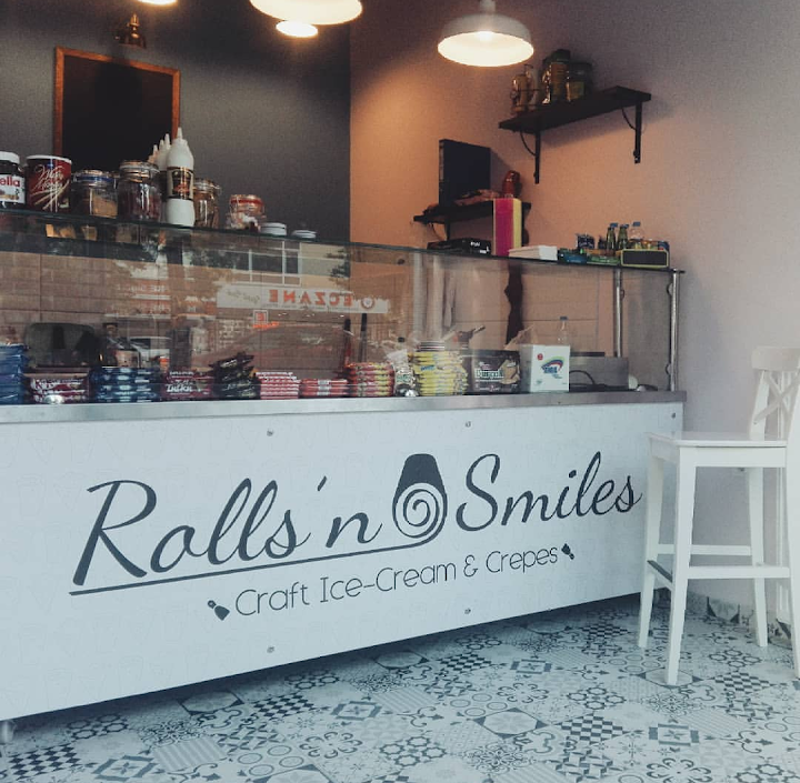 Rolls'n Smiles