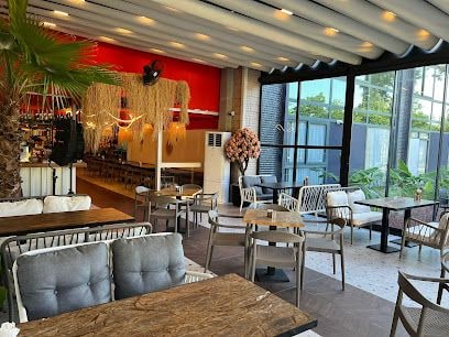 Rooibos Cafe & Bistro