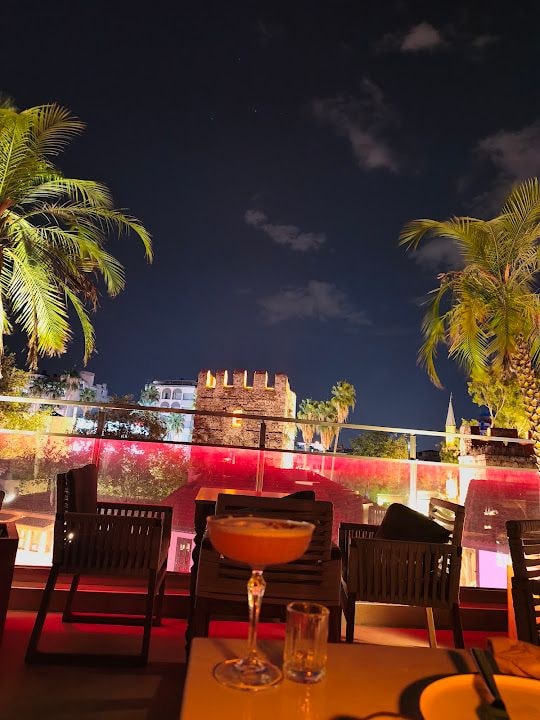 Rosa Rooftop