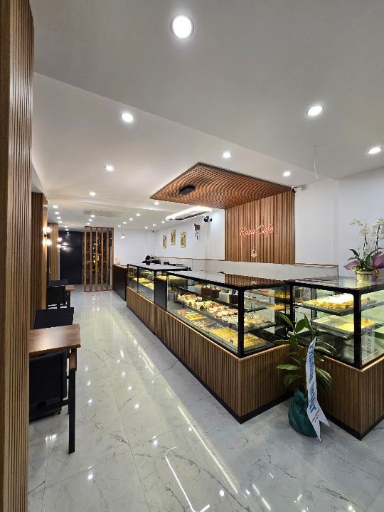 Roza Cafe Waffle