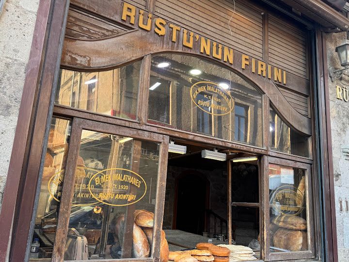 Rüştü'nün Fırını