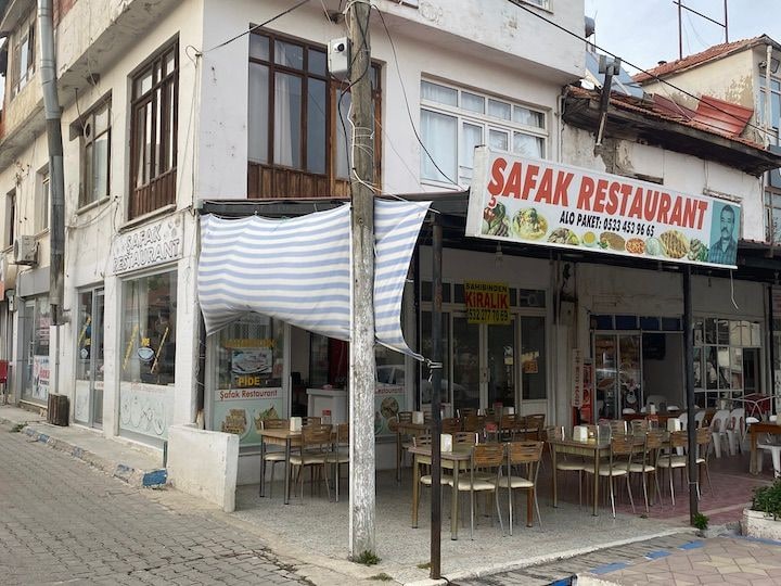 Safak Resturant