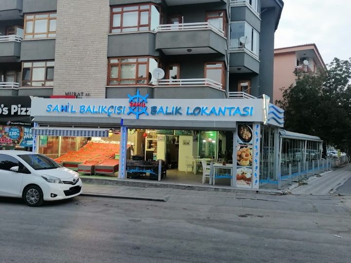 Sahil Balıkçısı Ve Balık Lokantası