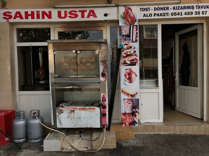 Şahin Usta Tost, Döner, Kızarmış Tavuk