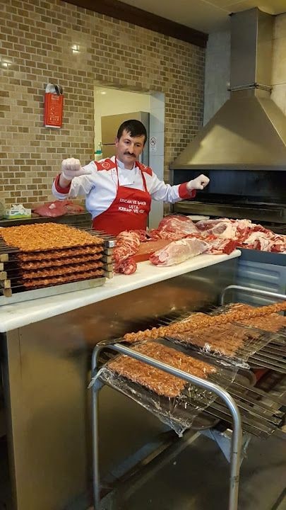 Şakir Usta Kebap Pide Lahmacun Çorba Tatlı