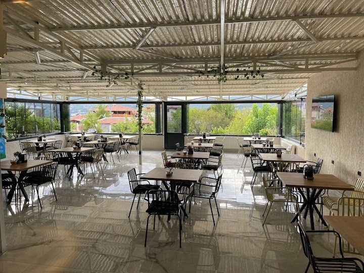 Saklıbahçe Café