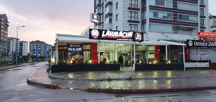 Sala Lahmacun