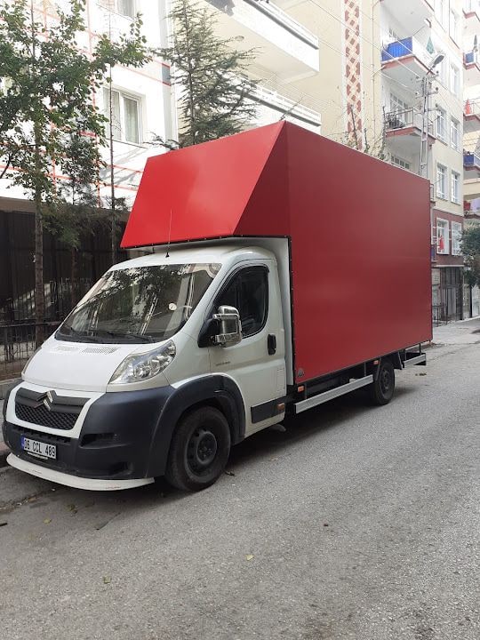 Salon Çilekeş
