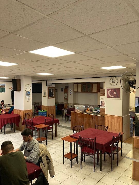 Salon Dostlar Kıraathane