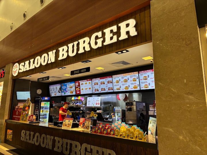 Saloon Burger 365 Avm