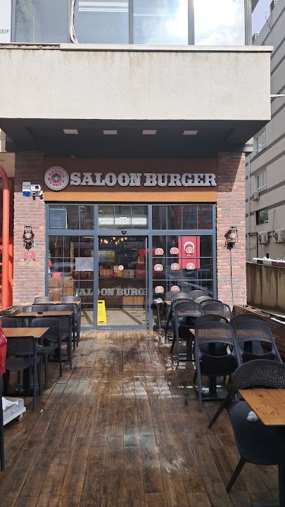 Saloon Burger - Karanfil