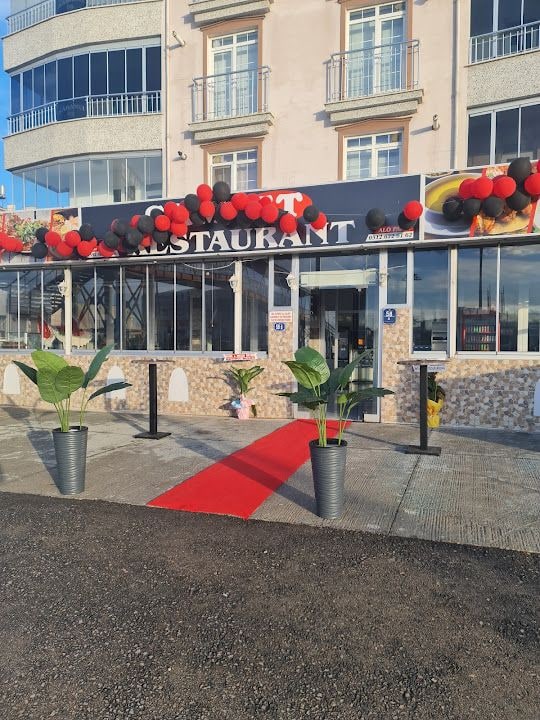 Sam-et Restaurant