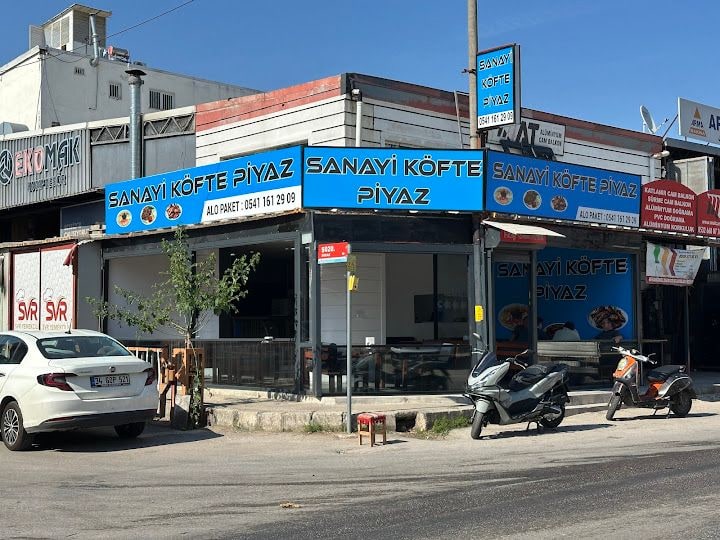 Sanayi Köfte Piyaz