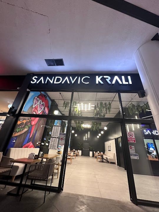 Sandaviç Kralı Velux