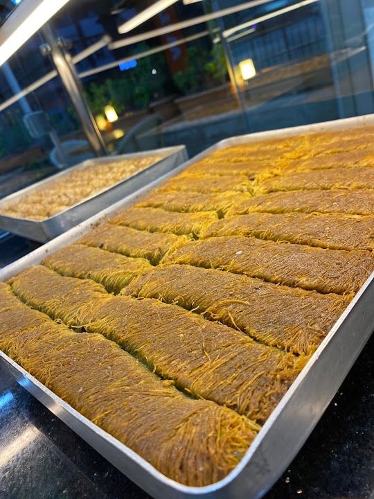 Şanlı Burma Tatlıcısı Emek