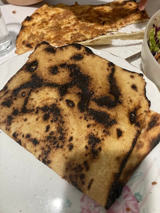 Şanlı Üçler Pide Salonu