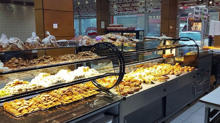 Sarıyer Simit Ve Börek Salonu