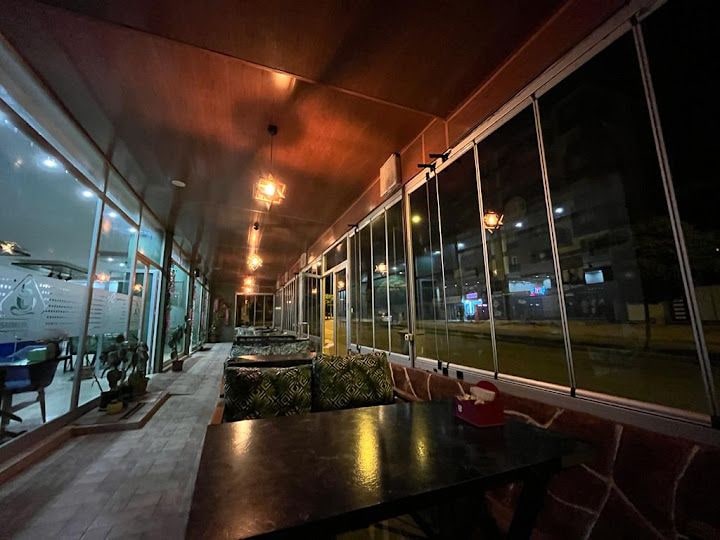 Sarmaşık Cafe