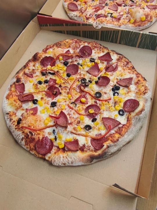 Savor Pizza