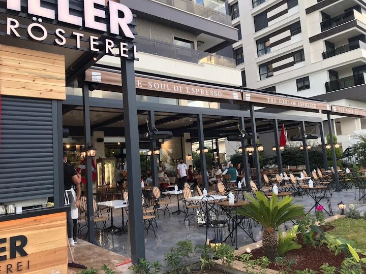 Schiller Kaffee Liman & Franco's Pizza