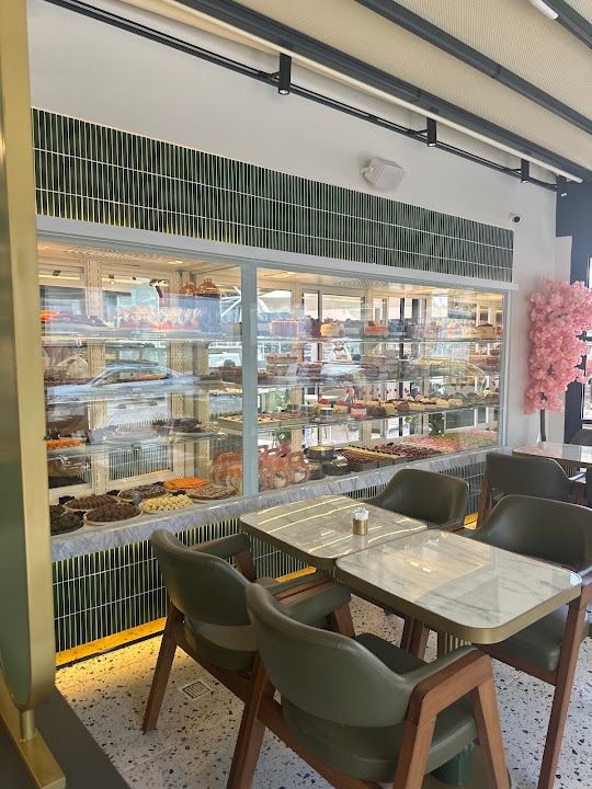 Secen Pastanesi Doğu Garajı