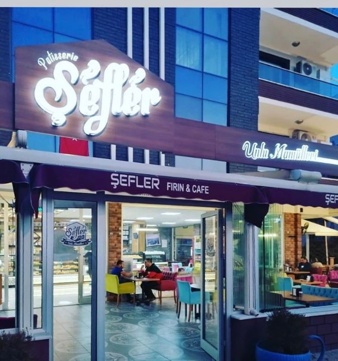 Şefler Cafe Ünlü Mamülleri