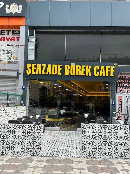 Şehzade börek cafe