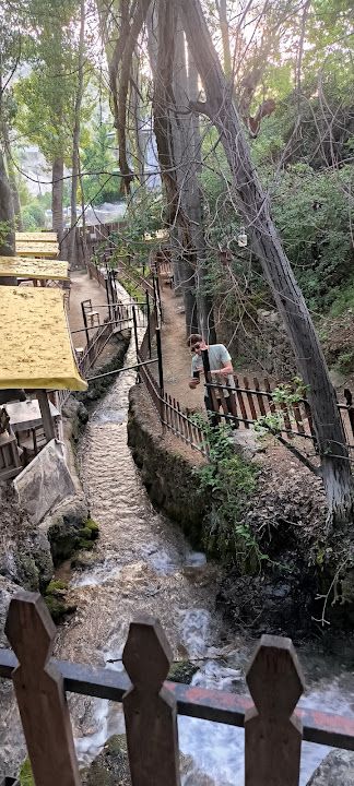 Şeker Su Restaurant & Piknik Tesisleri