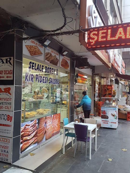 Şelale Karaköy Böreği