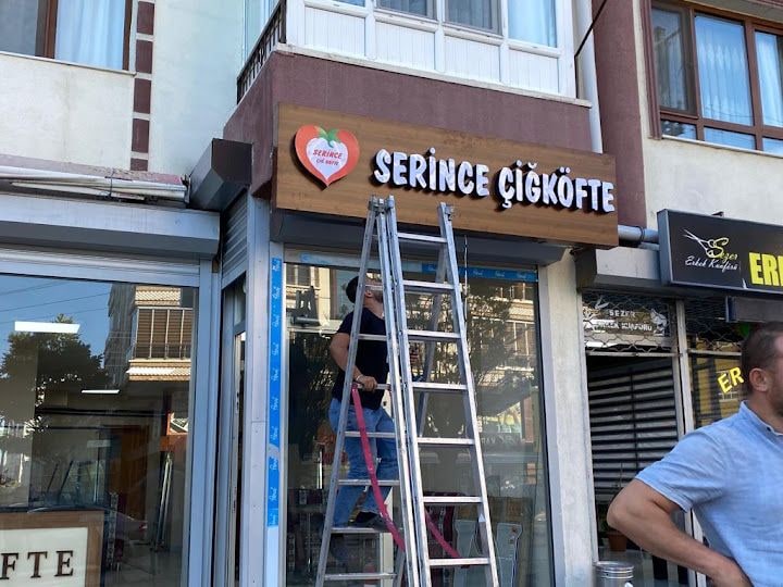 SERİNCE ÇİĞ KÖFTE