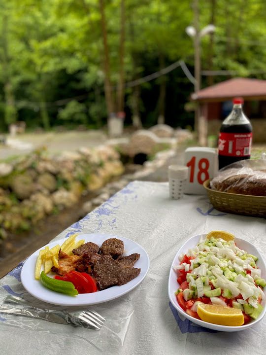 Servetiye Alabalık Üretim Restoran Kamp Ve Piknik Alanı