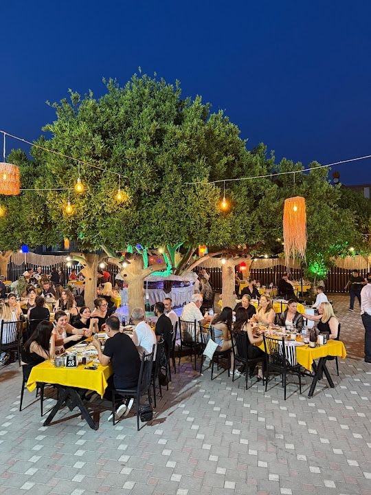 Sezar Restaurant - Hadırlı'dan Gelen Lezzet