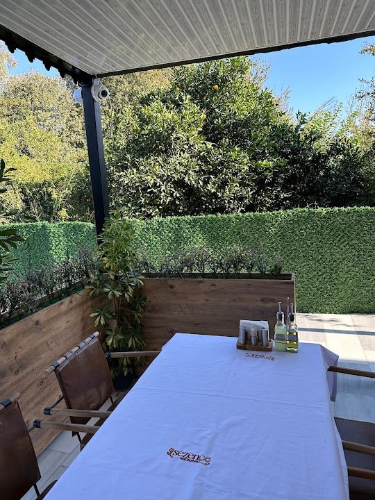 Sezence Restaurant