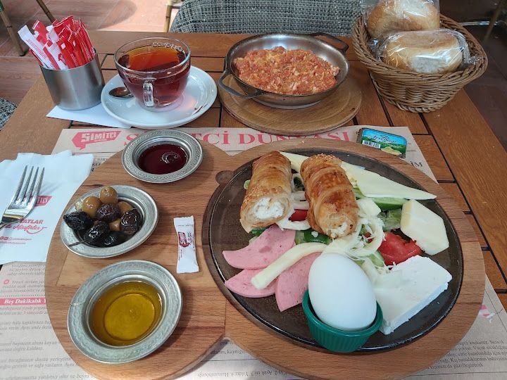 Simitçi Dünyası