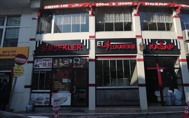 Şimşek-ler Közde Cağ Döner & Et Lokantası