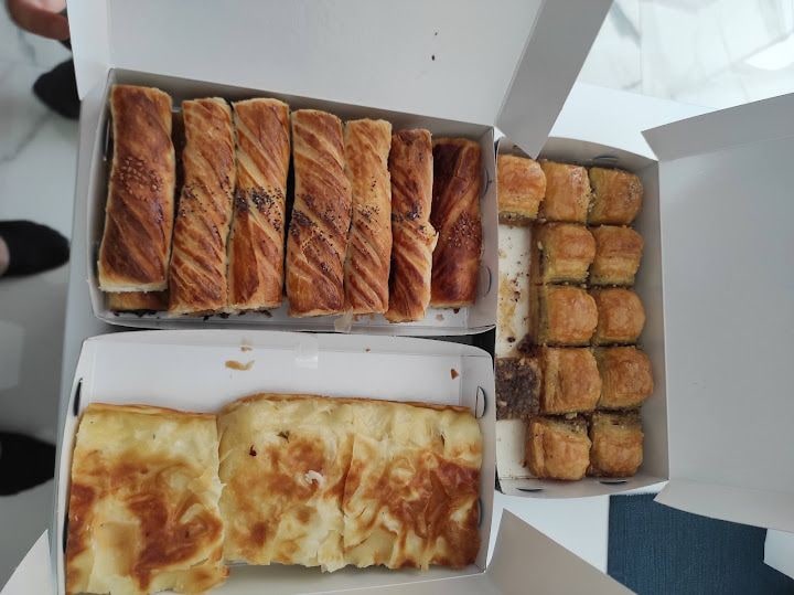 Sini Börek