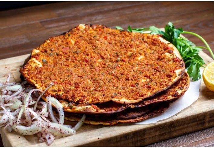 Şipila Pide ve Kebap Salonu Pide