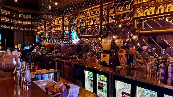Sir Winston Pub Ankamall