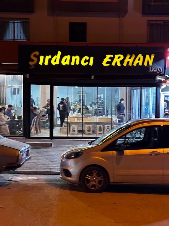 Şırdancı Erhan Dayı