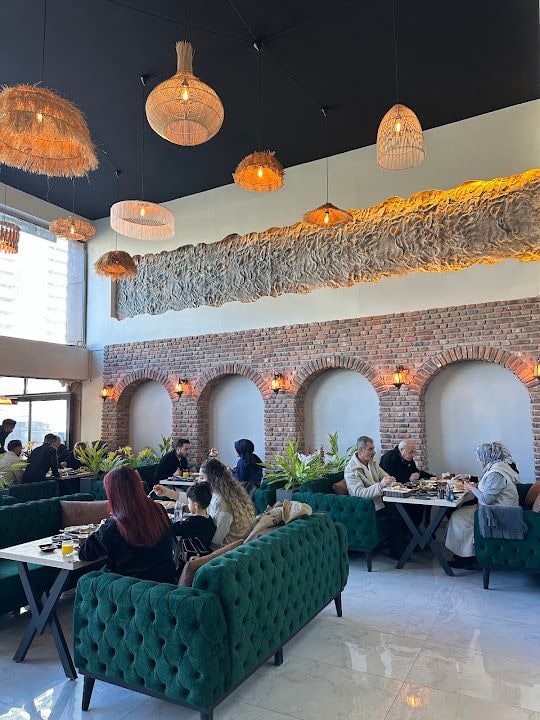 SKY LOUNGE CAFE