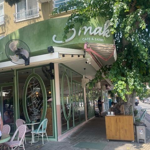 Smak Cafe & Eatery