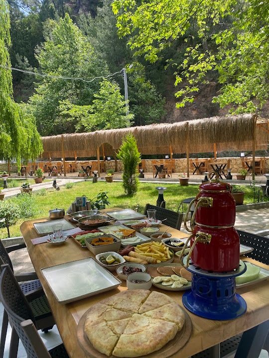 Söğütlü Bahçe Kahvaltı Restaurant