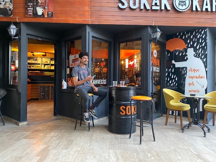 Sokak Kahvecisi