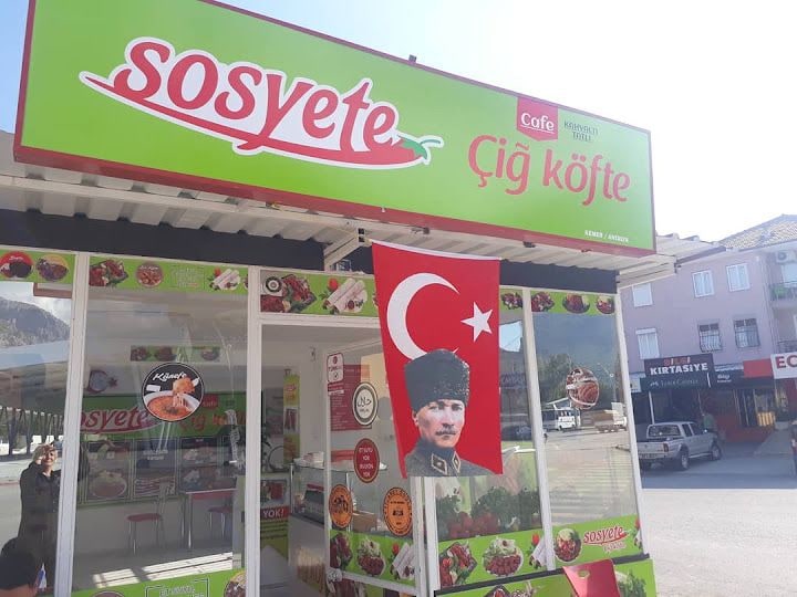 Sosyete Çiğ köfte