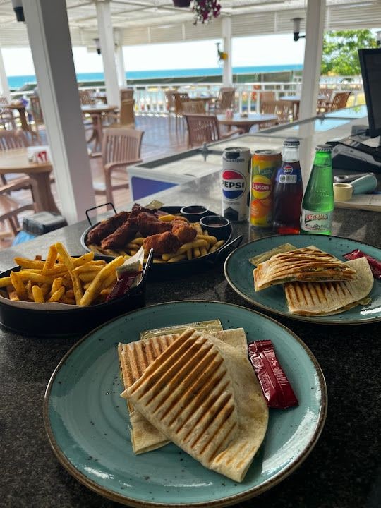 Ssk Beach & Cafe