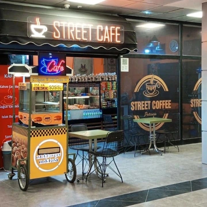 Street Cafe