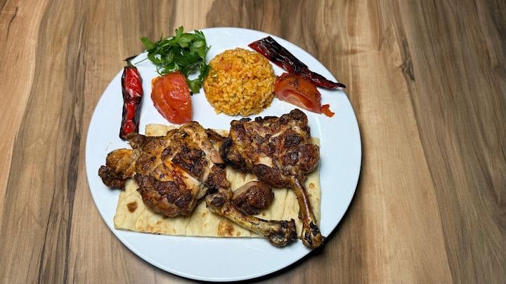 Sultan lahmacun & Etli Ekmek Pınar Şube